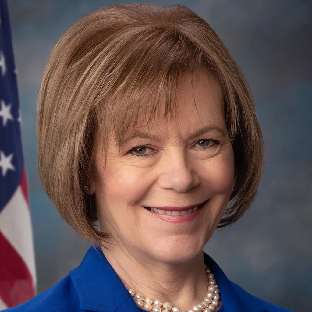 Tina Smith supports expanding the court